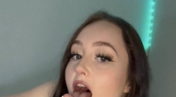 onlyfans 博主sizeelevens秀足自舔（四）