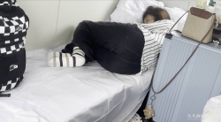 火车卧铺熟睡棉袜脚8分钟