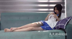 【aapary模拍视频】杏杏展示37码美脚