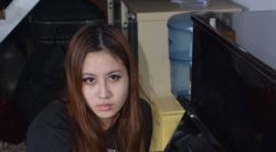 美脚与钢琴