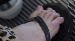 4K-街拍青春玉足9